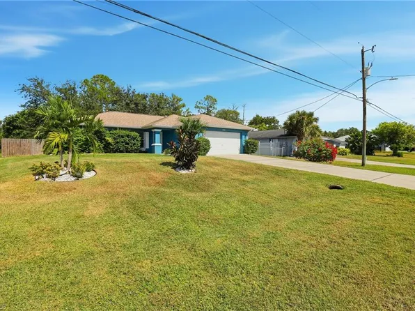 2207 NE 28th ST, CAPE CORAL, FL 33909