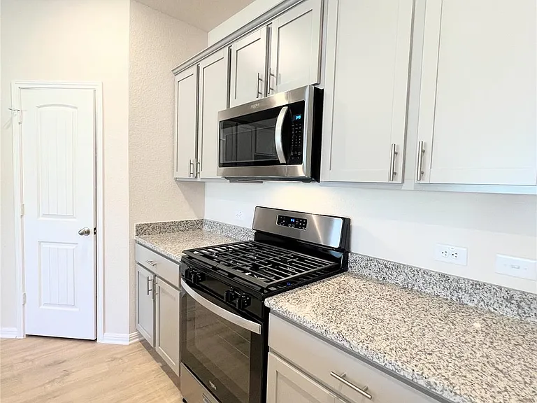 2409 Corriente Path — Photo 15