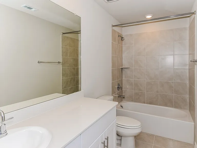 1212 Green Timber Dr — Photo 16