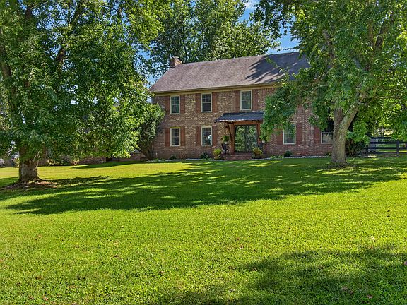 2nd image of 1890 Pope Rd
