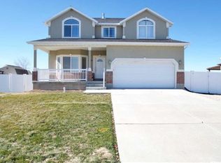 2477 N 2710 W, Clinton, UT 84015