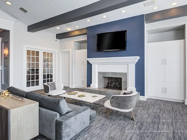 Village at Potomac Falls Apartment Homes — Photo 19