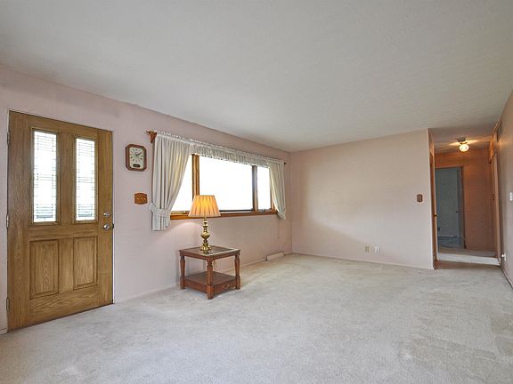 4th image of 1314 Chimes Blvd