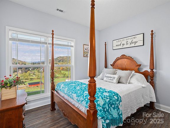 26th image of 303 Johnson Farm Rd