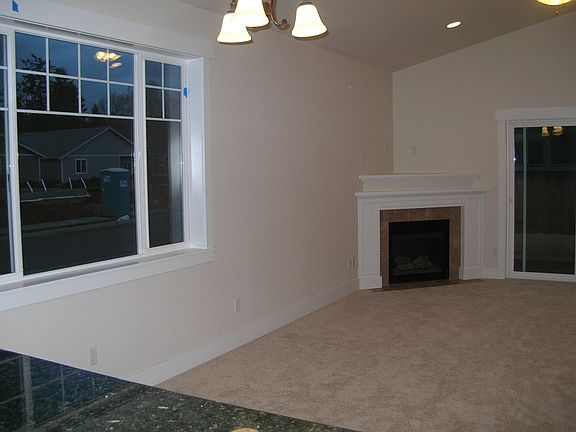 3rd image of 14401 21st Ave E
