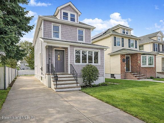 2nd image of 332 Willowbrook Rd