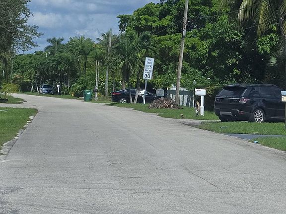 4th image of 14697 S Biscayne River Dr