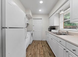 4136 Whiting Dr SE, Saint Petersburg, FL 33705