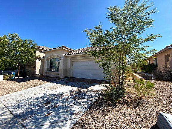 3rd image of 8303 Sterling Harbor Ct