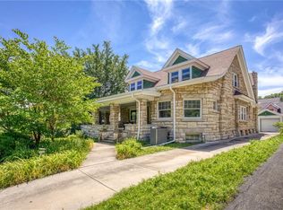 47 E 55th St, Kansas City, MO 64113