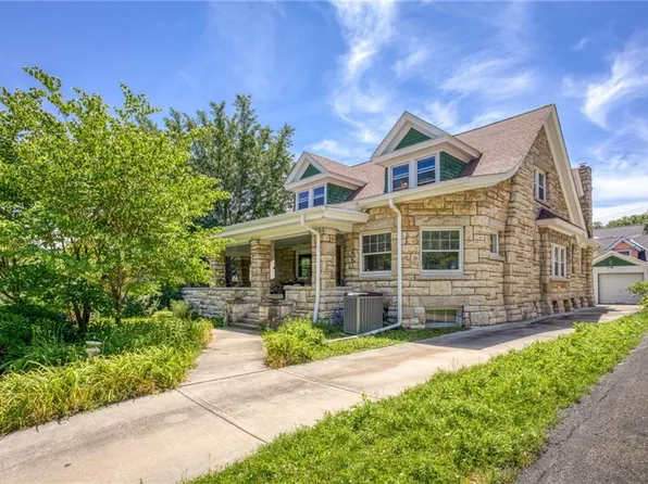 47 E 55th St, Kansas City, MO 64113