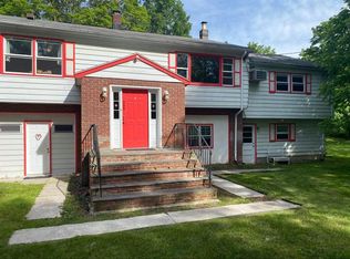 332 Old Kingston Rd, New Paltz, NY 12561