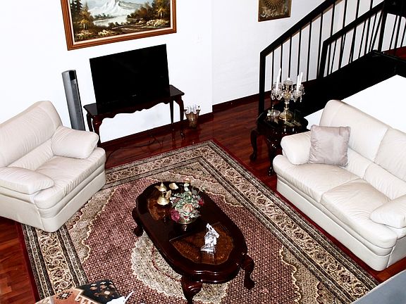 4th image of 758 Circle Dr