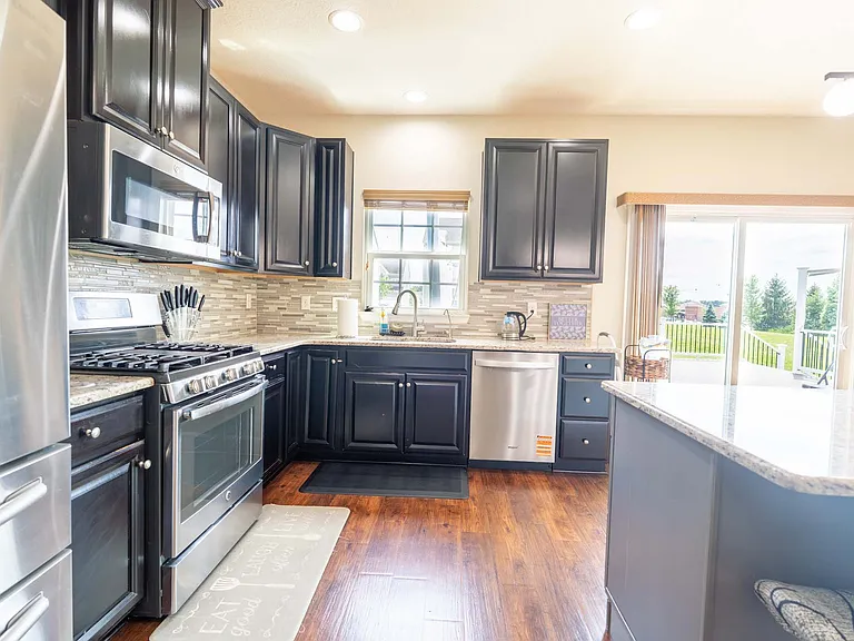 6106 Brandon Dr — Photo 32