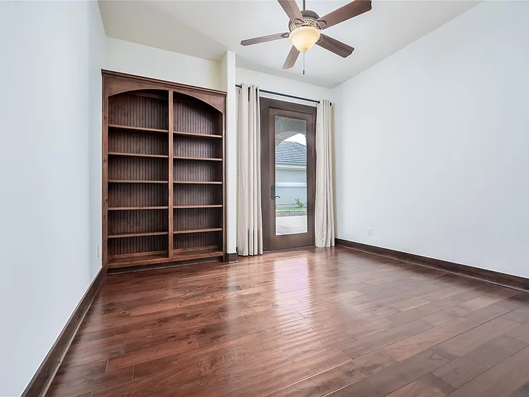 308 Golden Bear Dr — Photo 26
