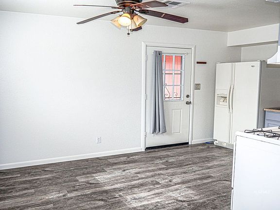 4th image of 380 E Calle Paloma