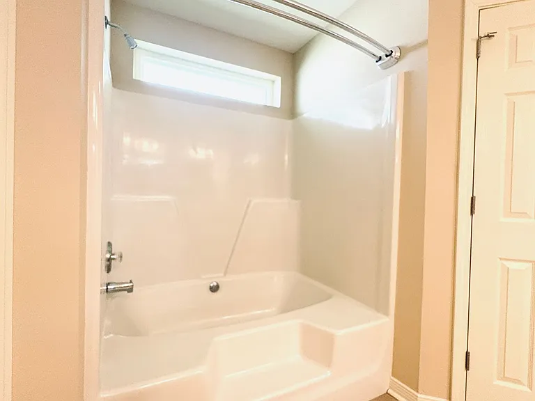 10621 Creek Ridge Dr — Photo 14