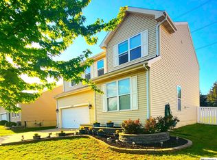 16228 Virginia St, Omaha, NE 68136