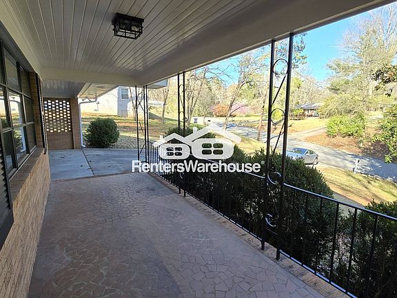 3rd image of 1633 Hollywood Ave