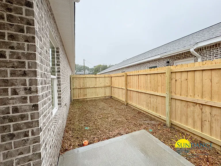 17 Cape Dr #B — Photo 18