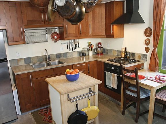 Apartment Kitchen