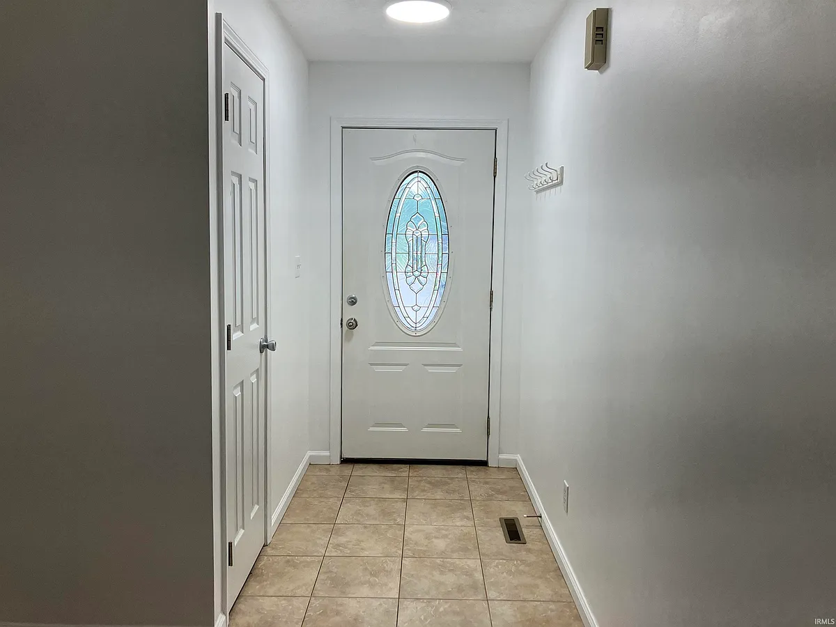 Building Photo - 7872 Sandalwood Dr
