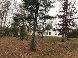 500 Toomey Falls Rd, Oneida, TN 37841