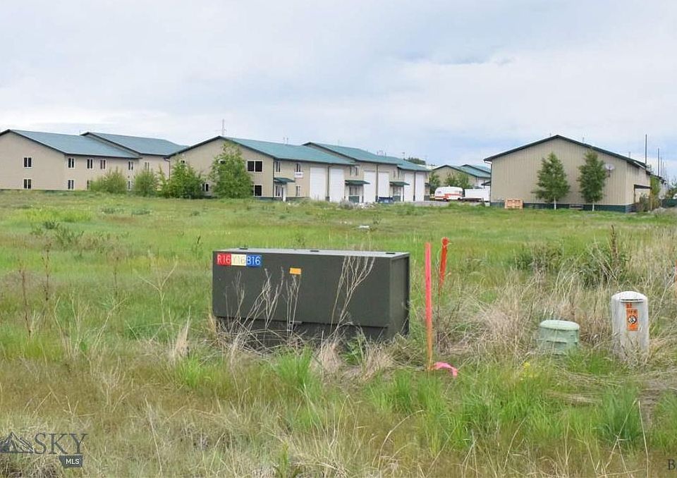 1st image of LOT 32 Gravestrail Trl