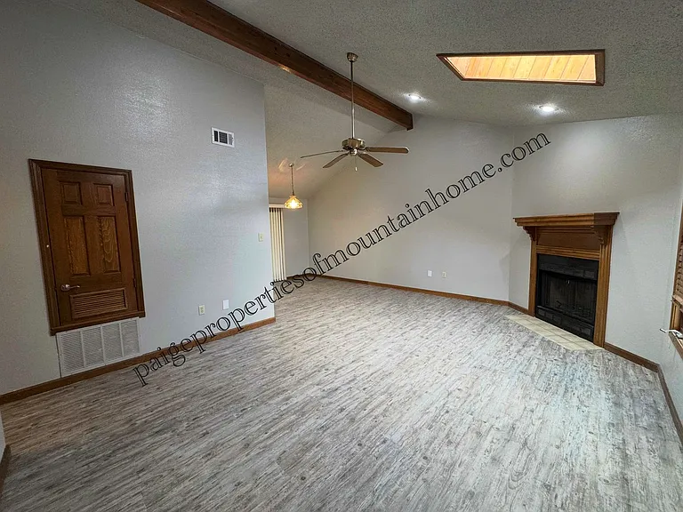 605 Cooper Estates Dr #12 — Photo 2