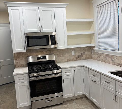 2nd image of 2887 Romana Pl #1