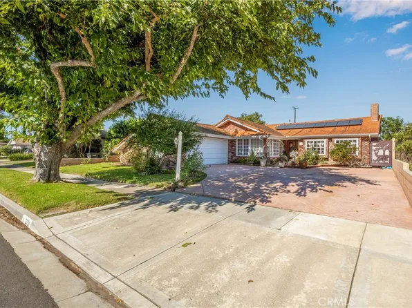 2731 Copa De Oro Dr, Los Alamitos, CA 90720