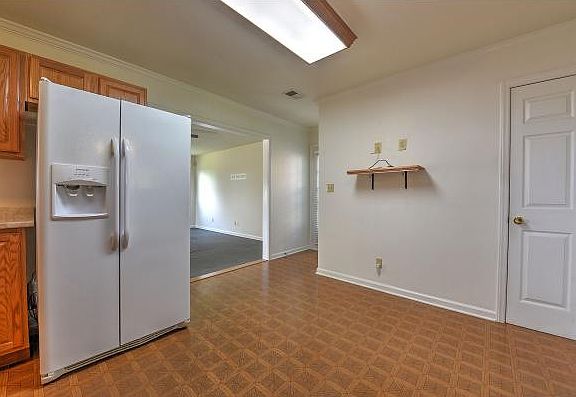 5th image of 2021 Todds Dr