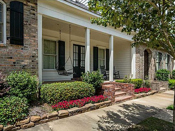 2nd image of 1926 Woodberry Ave