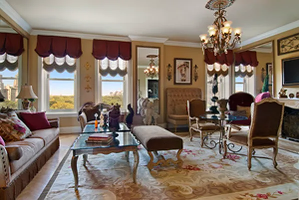 Sold by Corcoran | media 14