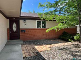 611 McKee Dr, Gallup, NM 87301