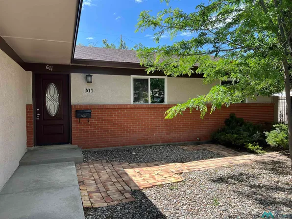 611 McKee Dr, Gallup, NM 87301