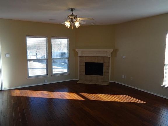 2nd image of 9837 Tanglebrush Dr