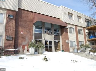 2801 Flag Ave N APT 113, New Hope, MN 55427