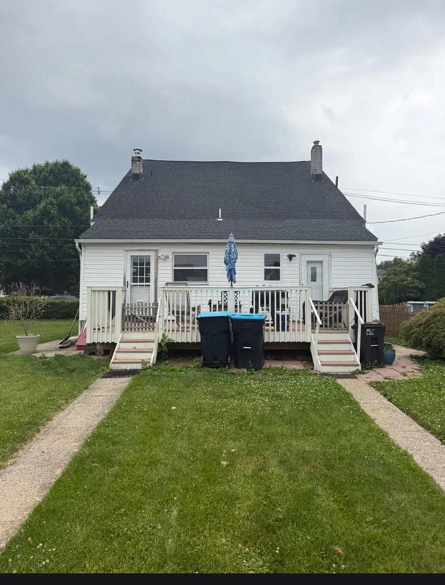 2 bed, 1.5 bath, 1200 sqft, $1,900 — Photo 2