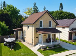 445 11th St, Hanover, ON N4N 1S8