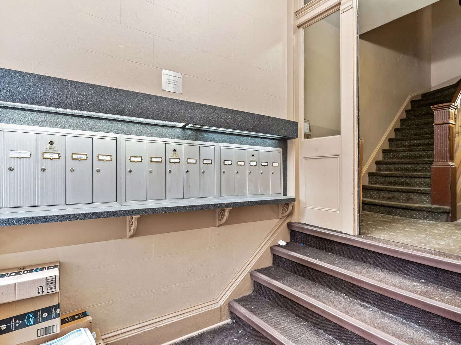 37 Joy St — Photo 2