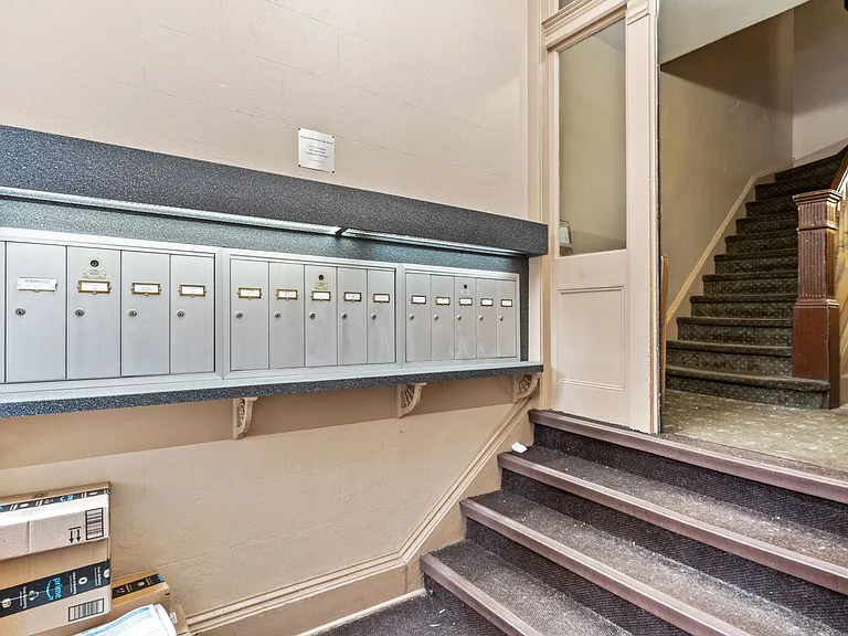 37 Joy St #6 — Photo 12