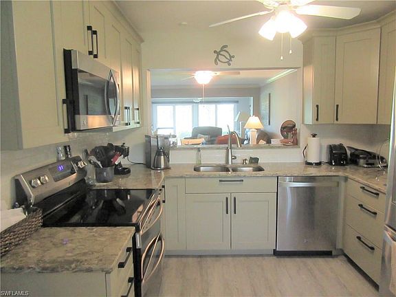 4th image of 7430 Lake Breeze Dr APT 109