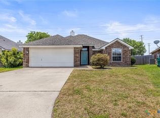 526 Armstrong Dr, Belton, TX 76513