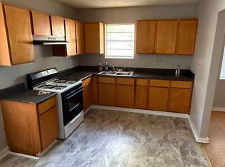 915 Grant Pl, Clarksdale, MS 38614