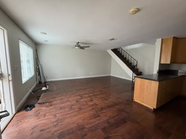 7873 Camino Huerta, San Diego, CA