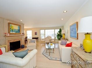 1535 Forest Ave, Highland Park, IL