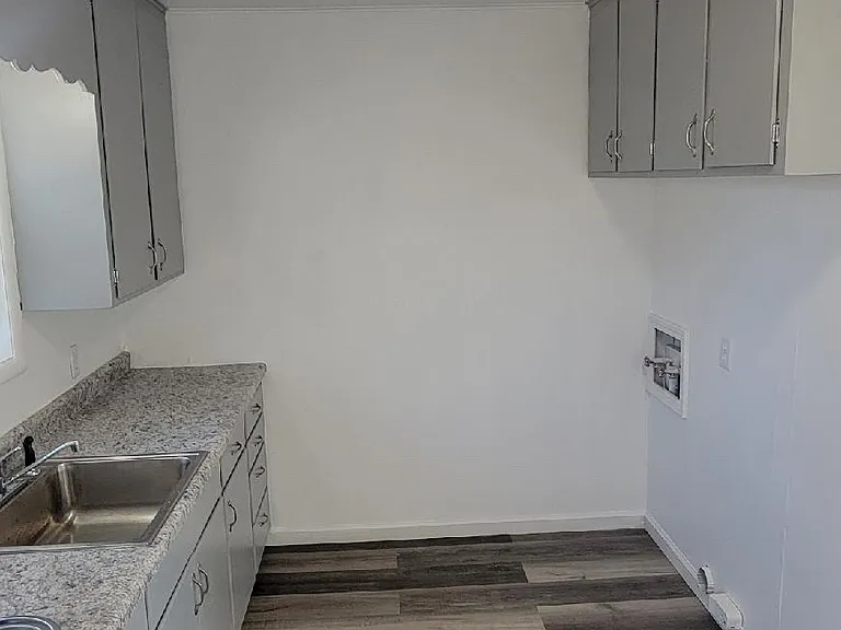 1003 Sunset St — Photo 3