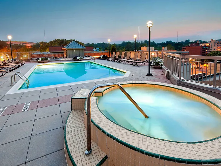 Rooftop Pool and Hot Tub