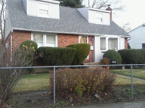 1st image of 124 Savoy Ave